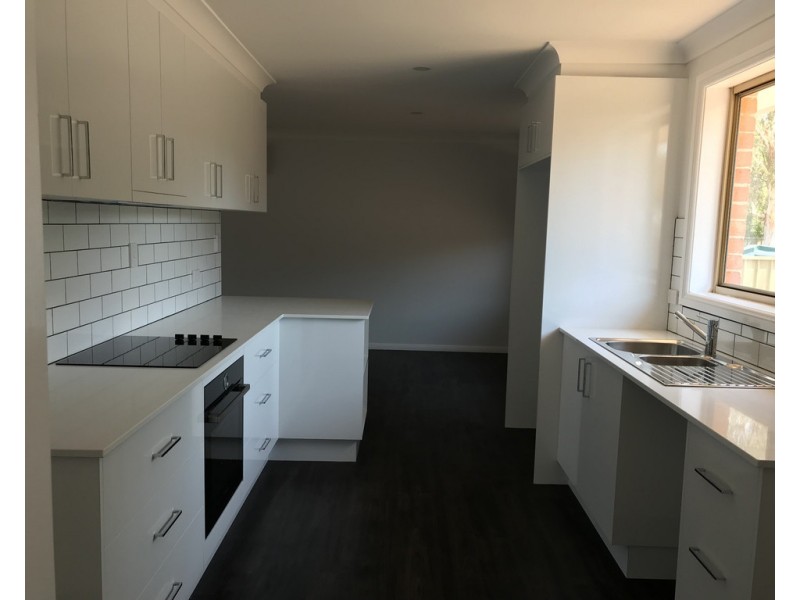 34 Glengarvin Drive, Tamworth NSW 2340