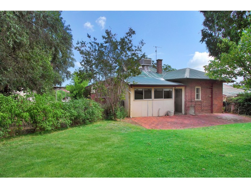 92 Upper Street, Tamworth NSW 2340