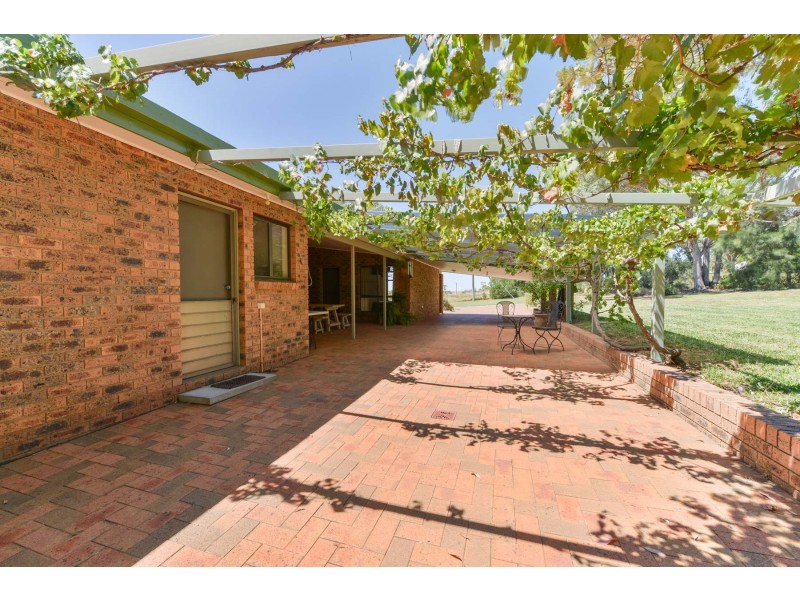 10 Impala Estate Road, Tamworth NSW 2340