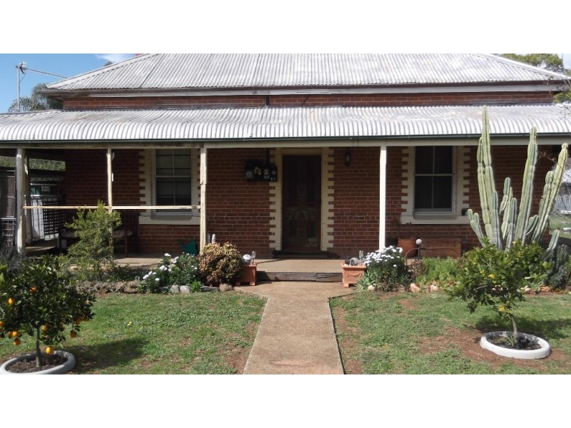 19 Stephen Street, Manilla NSW 2346