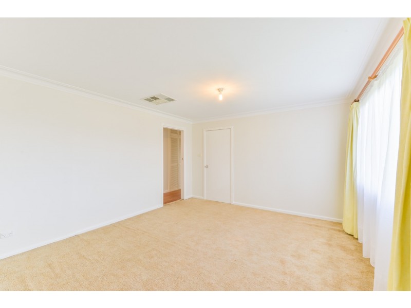 4 Croydon Avenue, Tamworth NSW 2340