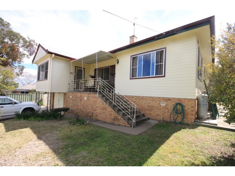 94 Johnston Street, Tamworth NSW 2340