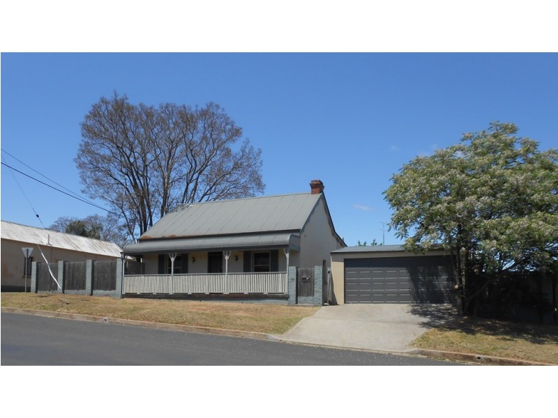 17 Darling Street, Tamworth NSW 2340