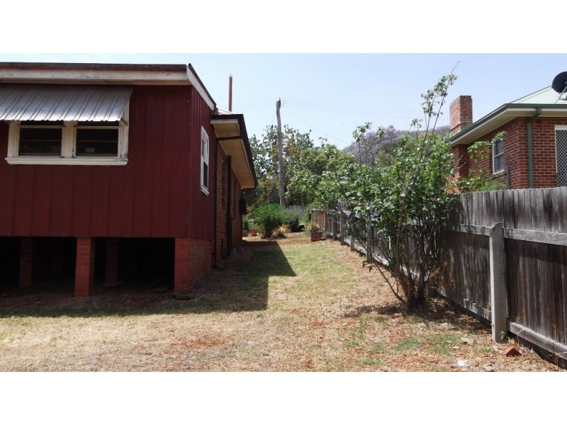 91 Napier Street, Tamworth NSW 2340