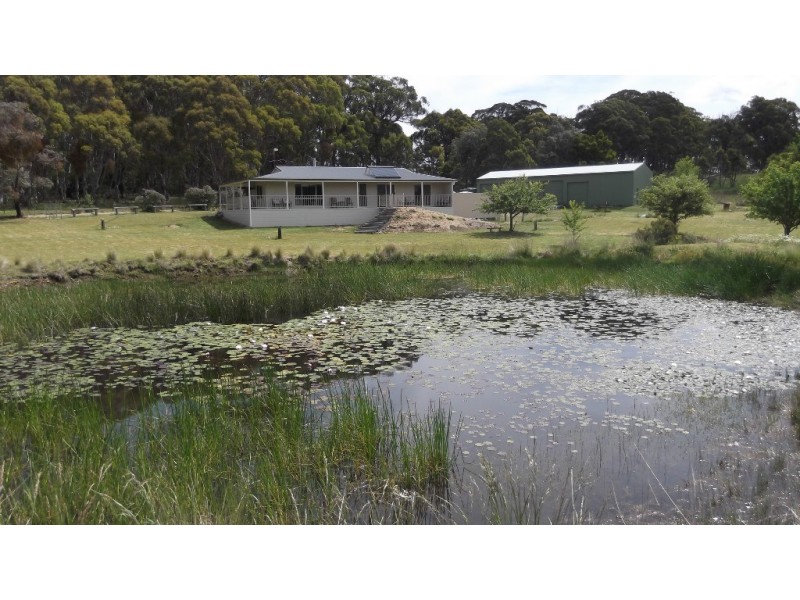 896 Barry Road, Hanging Rock NSW 2340
