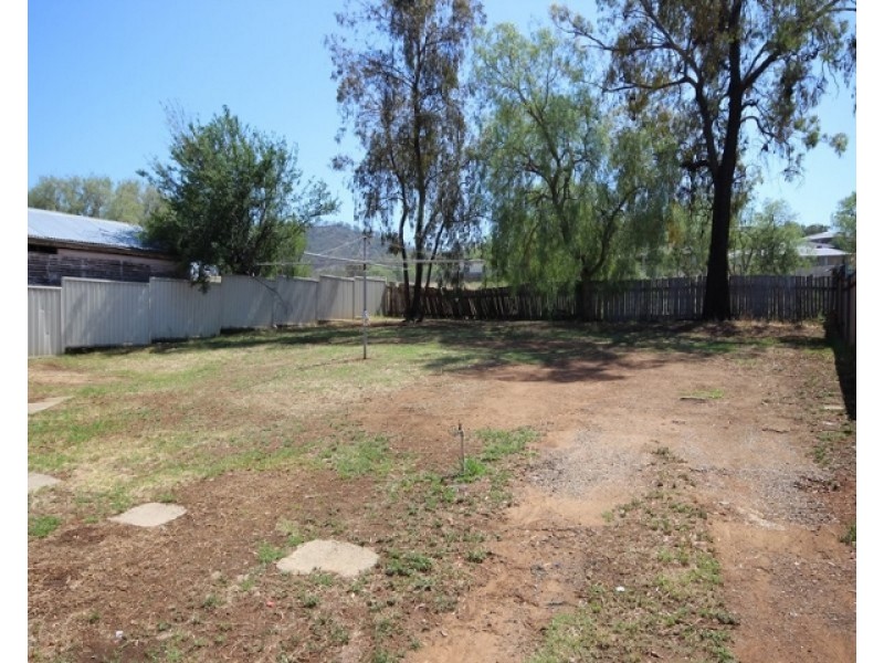 376 Armidale Road, Tamworth NSW 2340