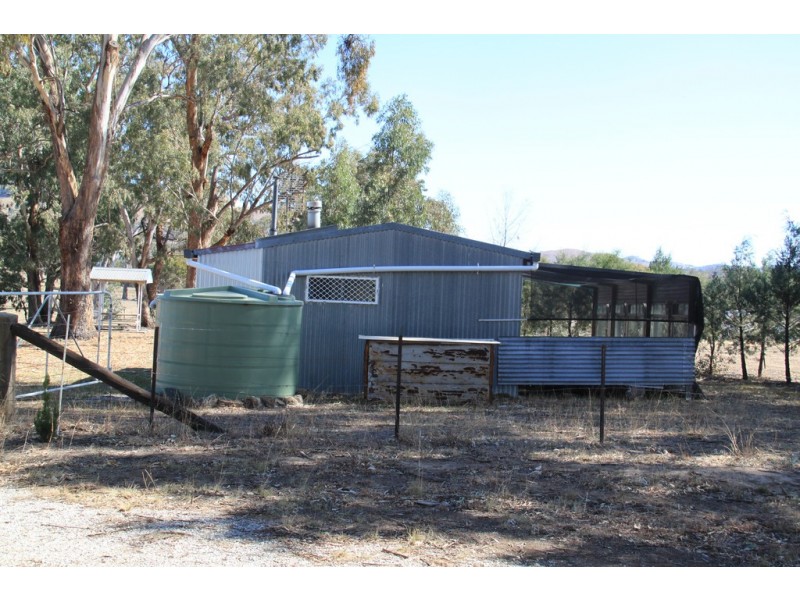 6 Taylors Lane, Nundle NSW 2340