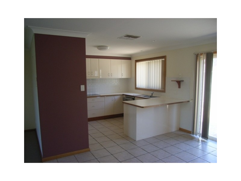 9 Church Street, Tamworth NSW 2340