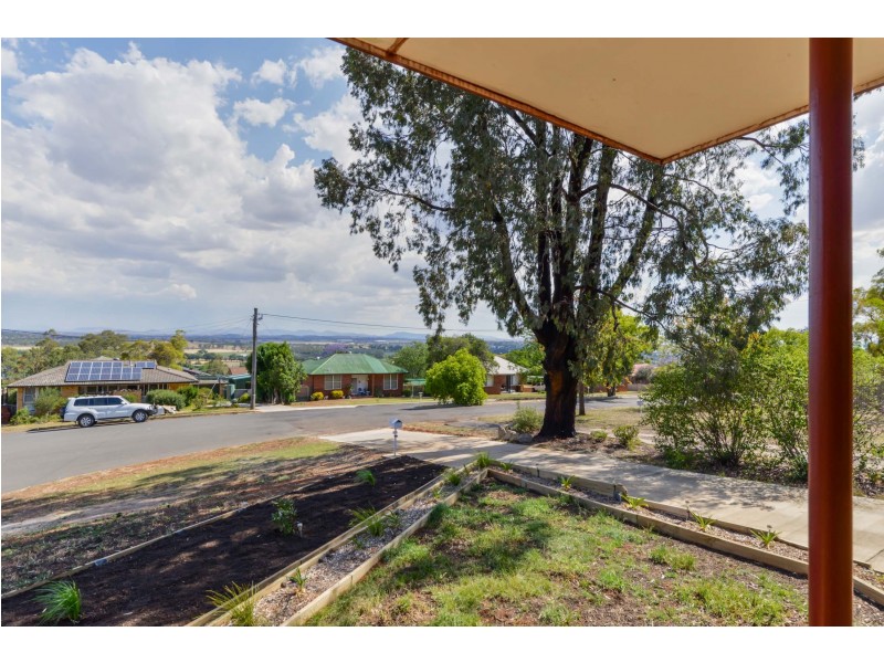 130 Upper Street, Tamworth NSW 2340