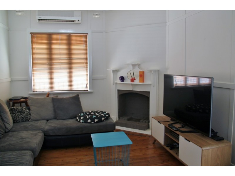 36 Gipps Street, Tamworth NSW 2340