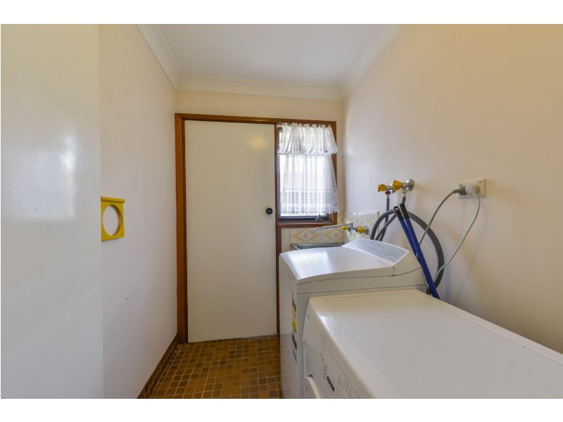 6 Adam Street, Tamworth NSW 2340