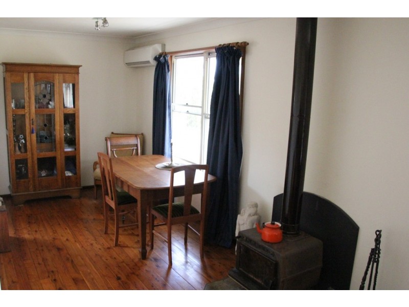 8 Wright Street, Tamworth NSW 2340