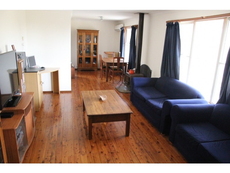 8 Wright Street, Tamworth NSW 2340