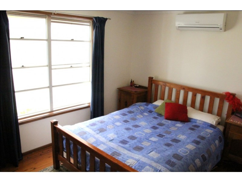 8 Wright Street, Tamworth NSW 2340