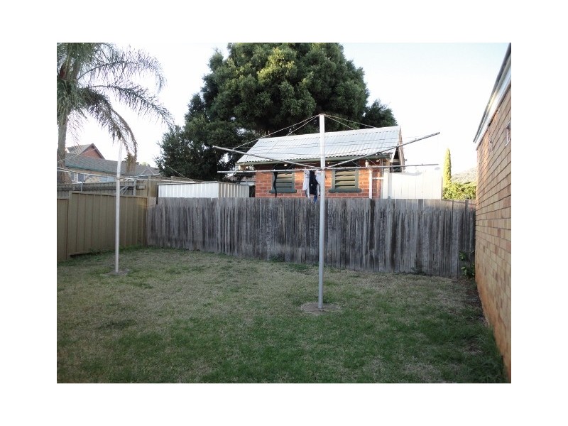 2/74 Fitzroy Street, Tamworth NSW 2340