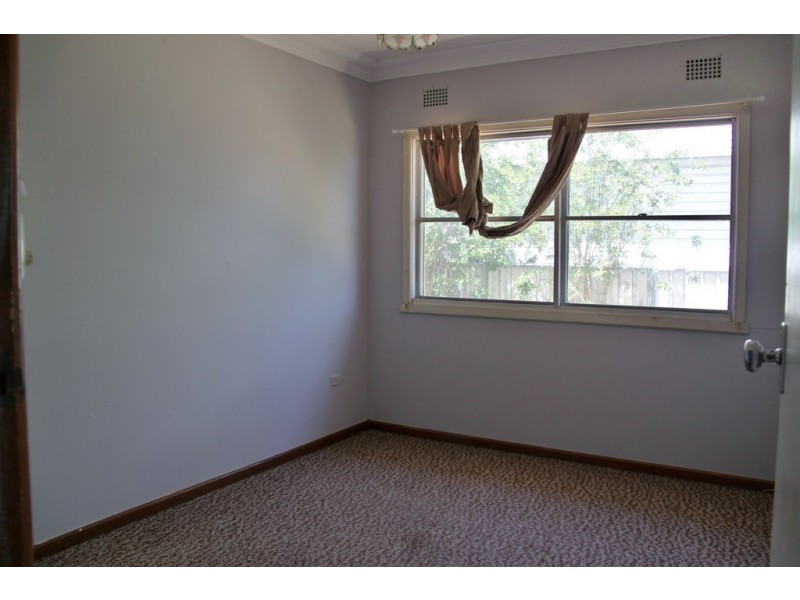 16 Bent Street, Tamworth NSW 2340