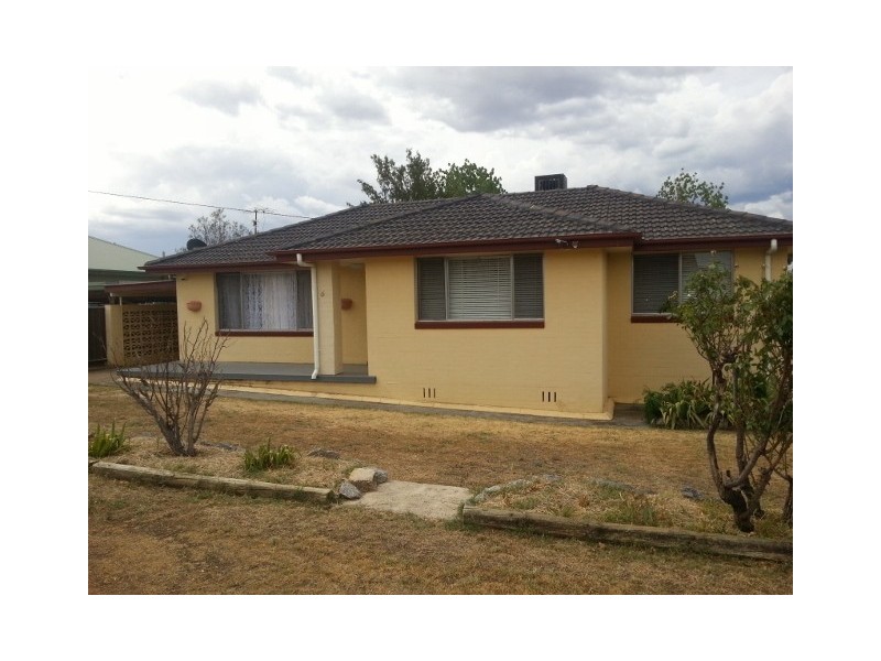 5 Oak Street, Tamworth NSW 2340