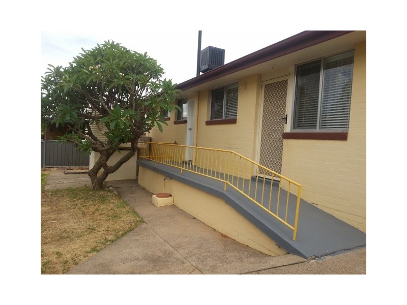 5 Oak Street, Tamworth NSW 2340