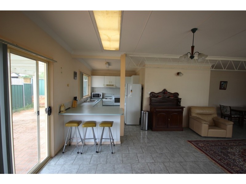 36 Raglan Street, Tamworth NSW 2340