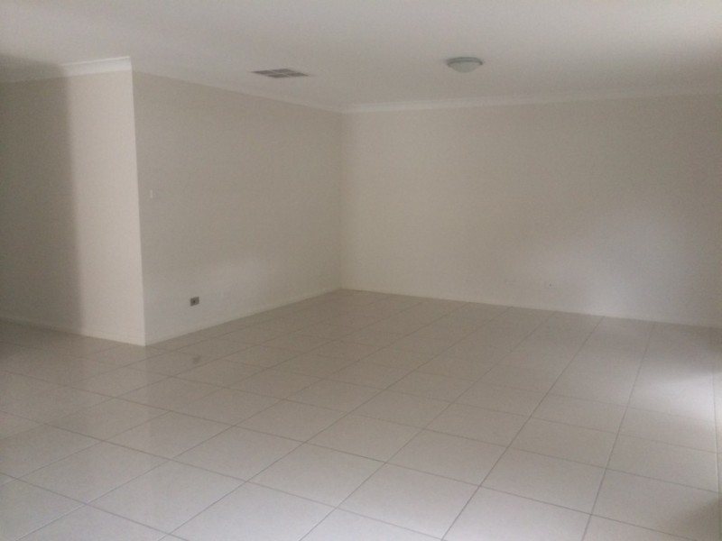 17B Kaputar Close, Tamworth NSW 2340