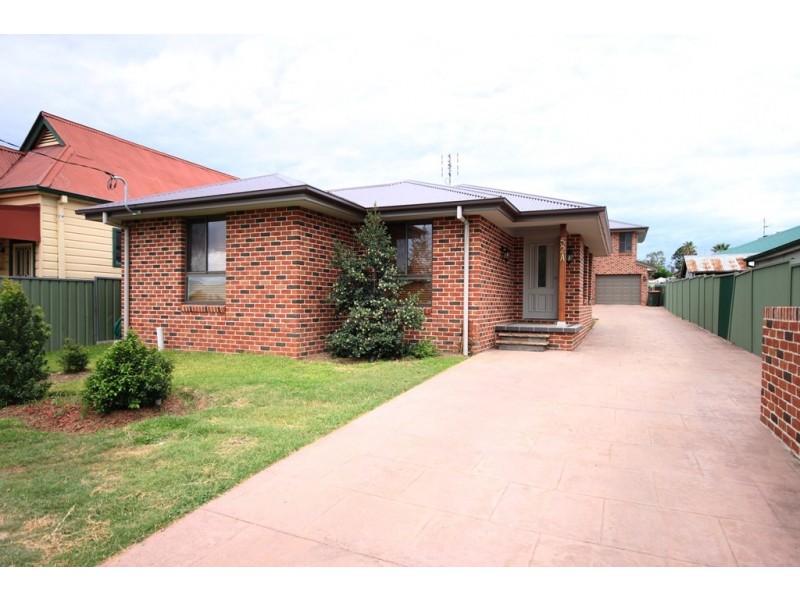 52A Piper Street, Tamworth NSW 2340