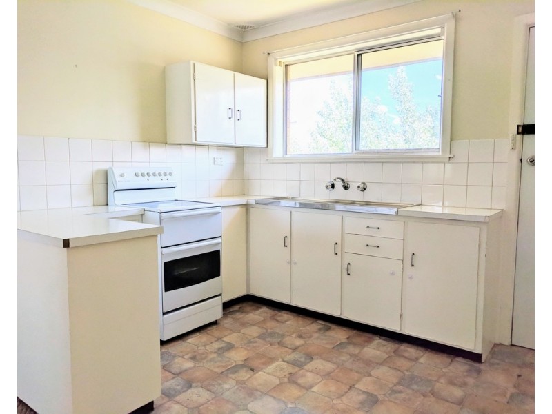 3/2 Edward Street, Tamworth NSW 2340