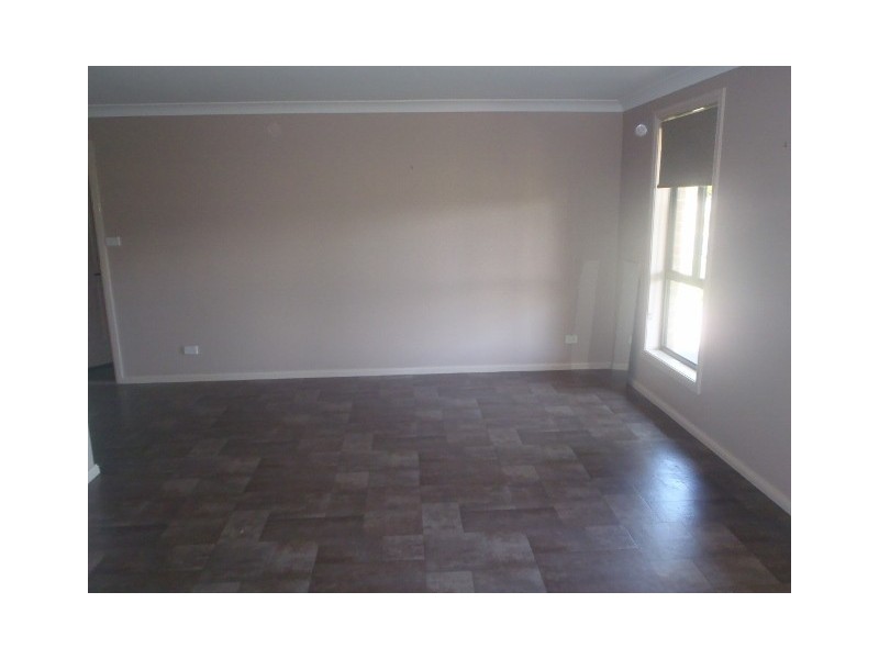 1 Stanley Close, Tamworth NSW 2340