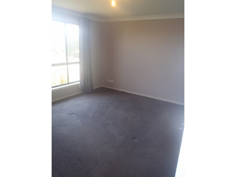 1 Stanley Close, Tamworth NSW 2340