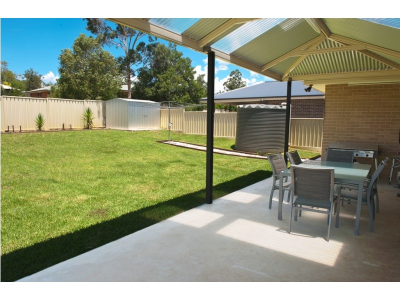 13 Penlee Road, Tamworth NSW 2340