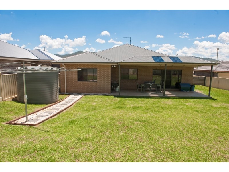 13 Penlee Road, Tamworth NSW 2340