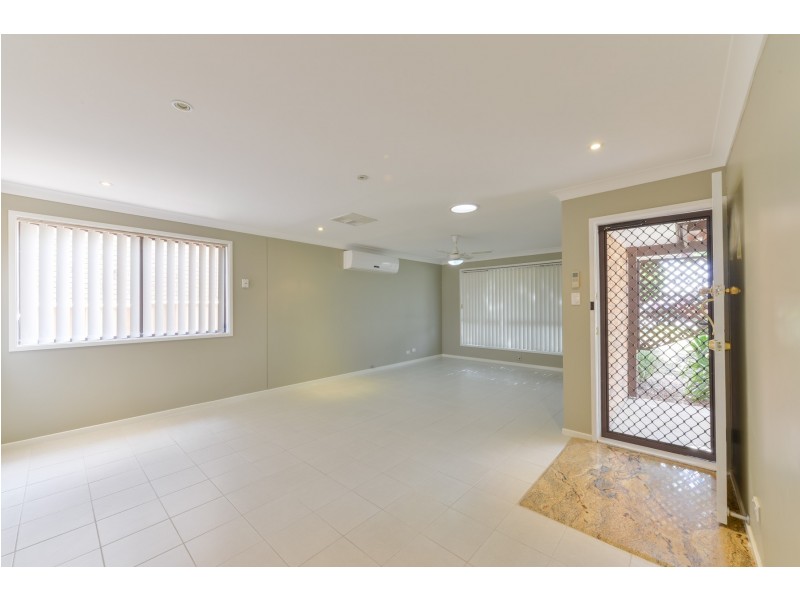 5 Wylie Place, Westdale NSW 2340