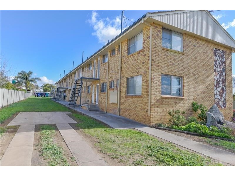 2/2 Edward Street, Tamworth NSW 2340