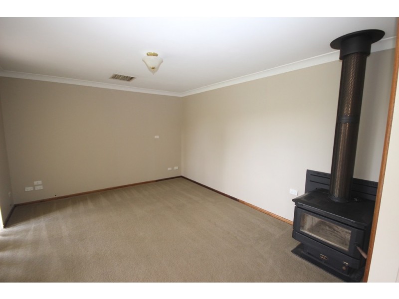 12 Gordon Street, Calala NSW 2340