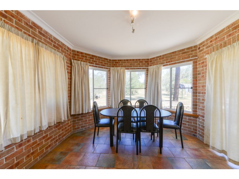 166 Tullamore Road, Tamworth NSW 2340