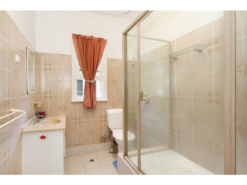 120 Crown Street, Tamworth NSW 2340