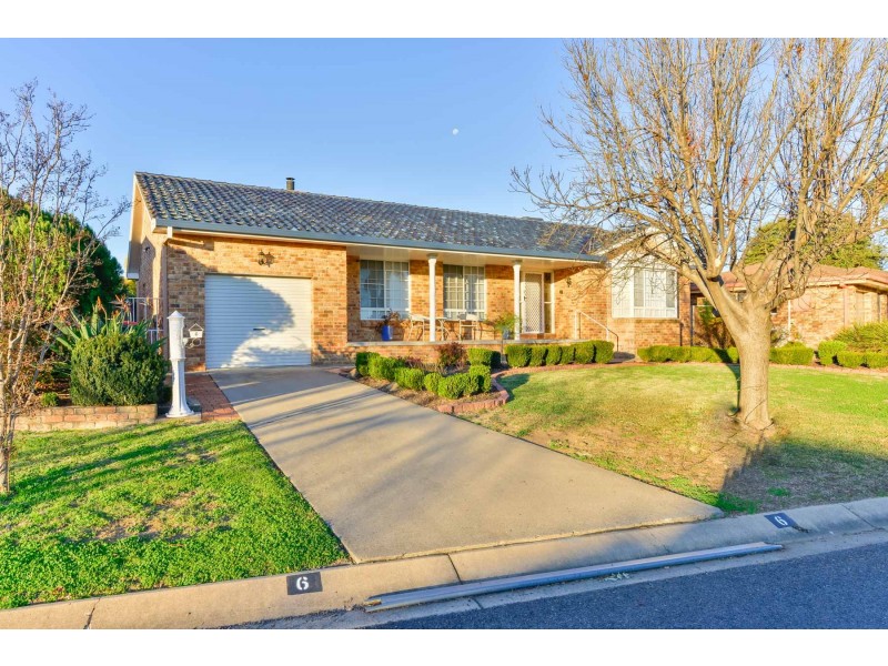 6 Camira Crescent, Tamworth NSW 2340