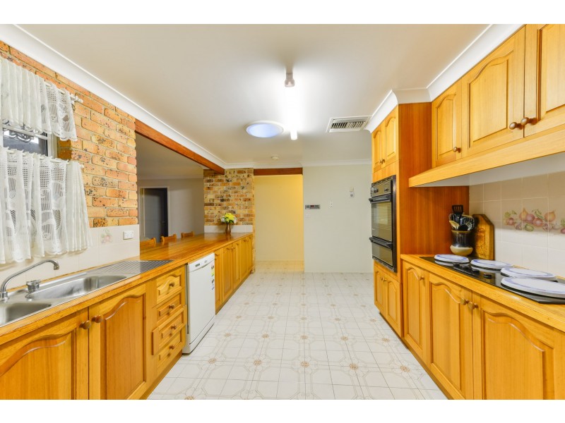 6 Camira Crescent, Tamworth NSW 2340