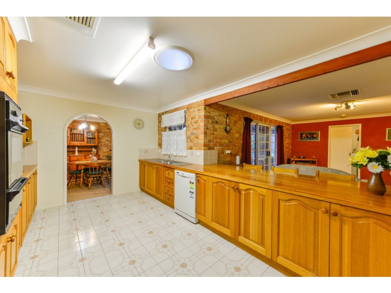 6 Camira Crescent, Tamworth NSW 2340