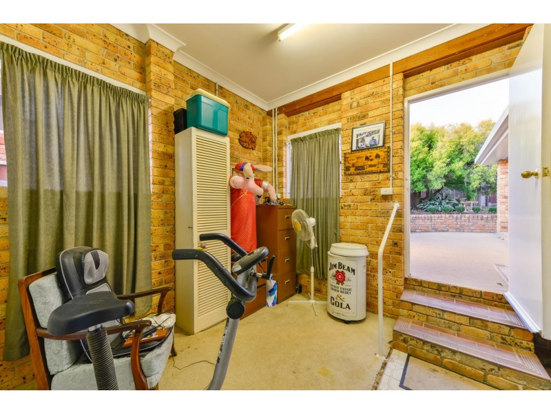 6 Camira Crescent, Tamworth NSW 2340