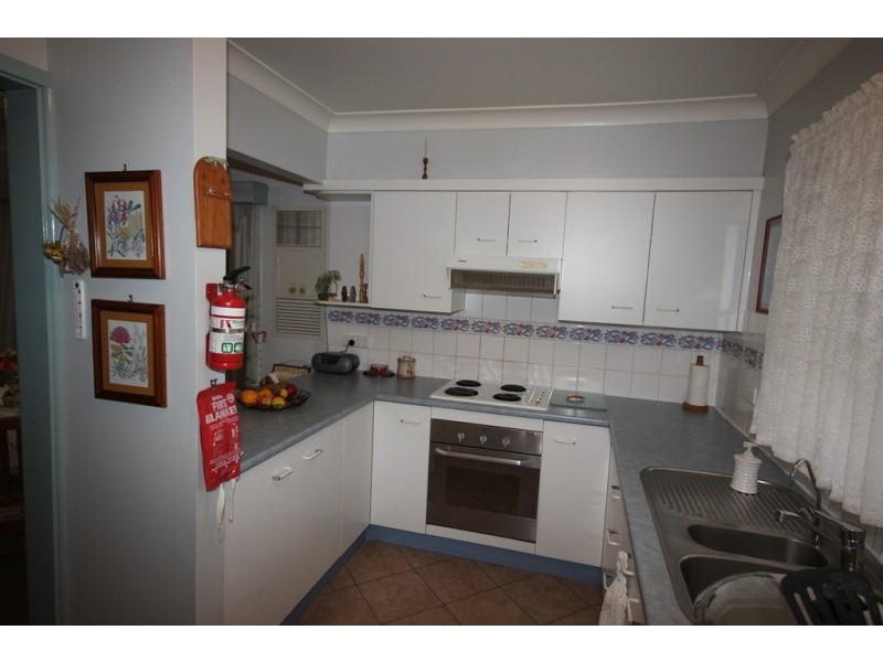 52 Kinarra Street, Tamworth NSW 2340