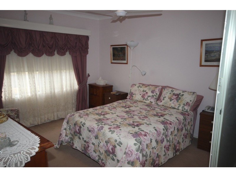 52 Kinarra Street, Tamworth NSW 2340