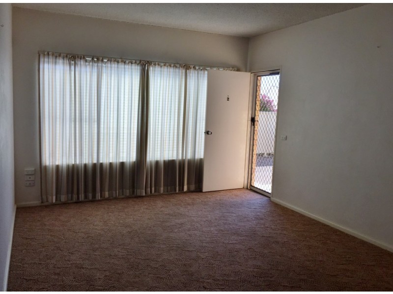 2/16 Burilla Street, Tamworth NSW 2340