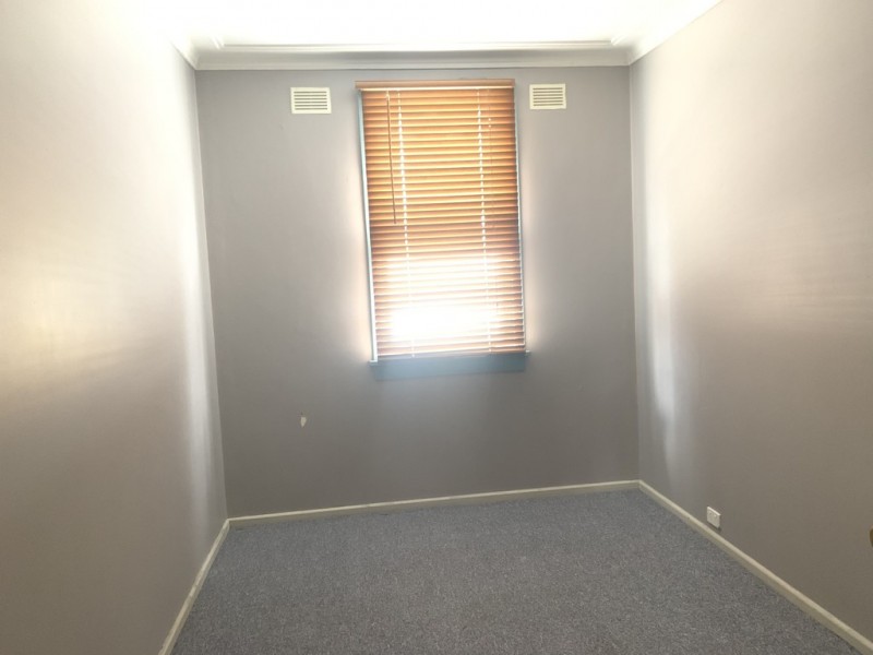 13 Peel Street, Tamworth NSW 2340