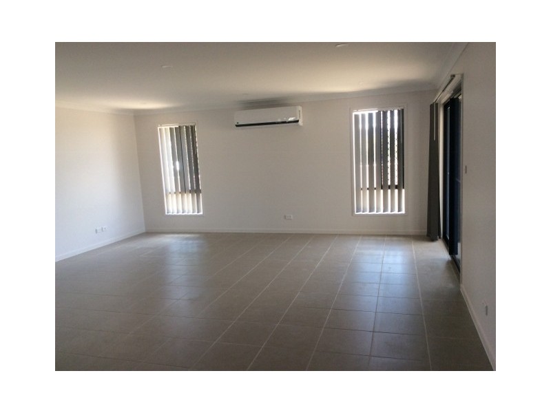 32 Drakeford Street, Tamworth NSW 2340