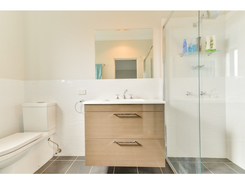 15 Sanctuary Place, Tamworth NSW 2340