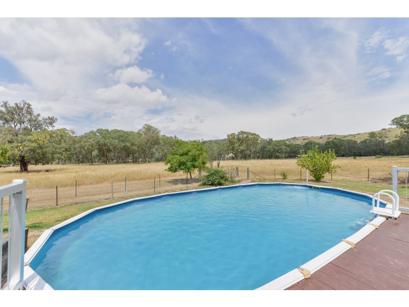 62 Avoca Road, Tamworth NSW 2340