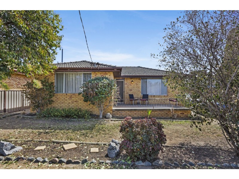 15 Larool Street, Tamworth NSW 2340
