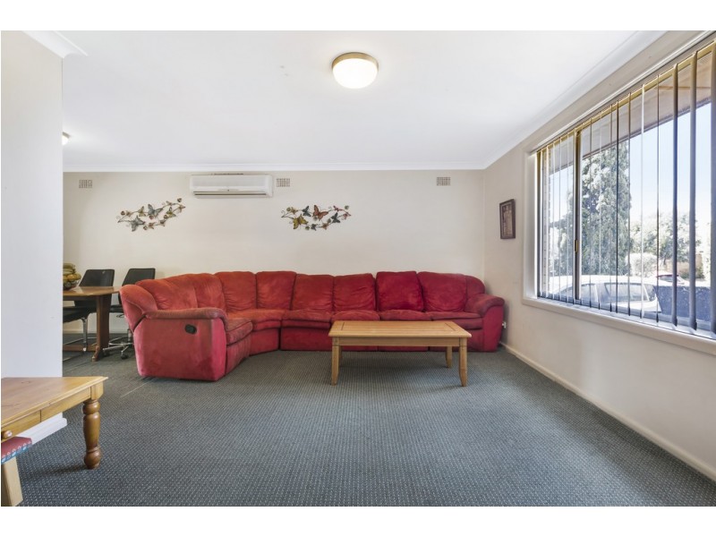 15 Larool Street, Tamworth NSW 2340