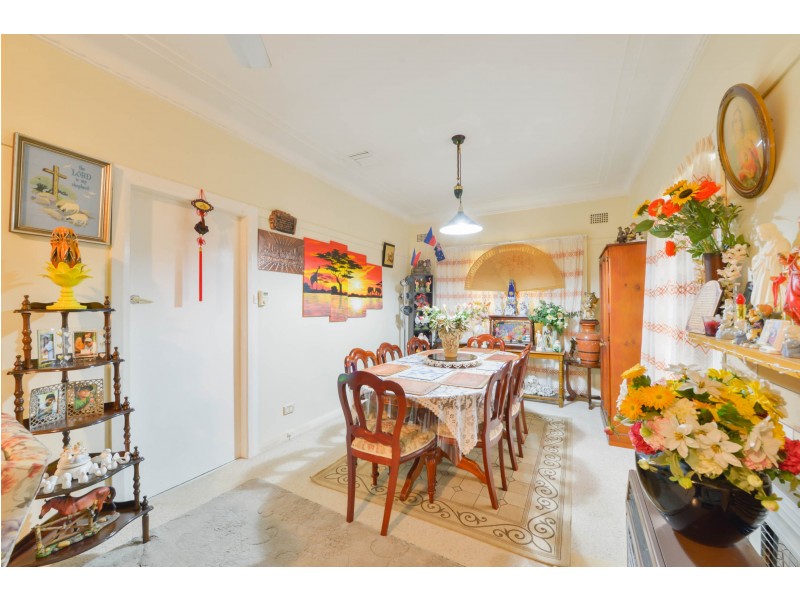 11 Cohen Street, Tamworth NSW 2340