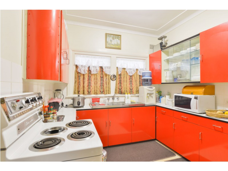 11 Cohen Street, Tamworth NSW 2340